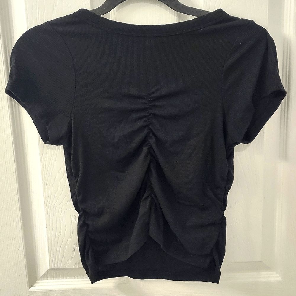 Old Navy Black Ribbed Cinched Front Athleisure Tee Size S